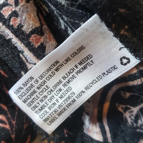 Black Paisley Print Cold Arm Tunic Dress Size XS - Picture 13 of 15